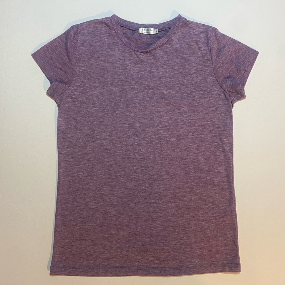 Fitted woman’s T-shirt